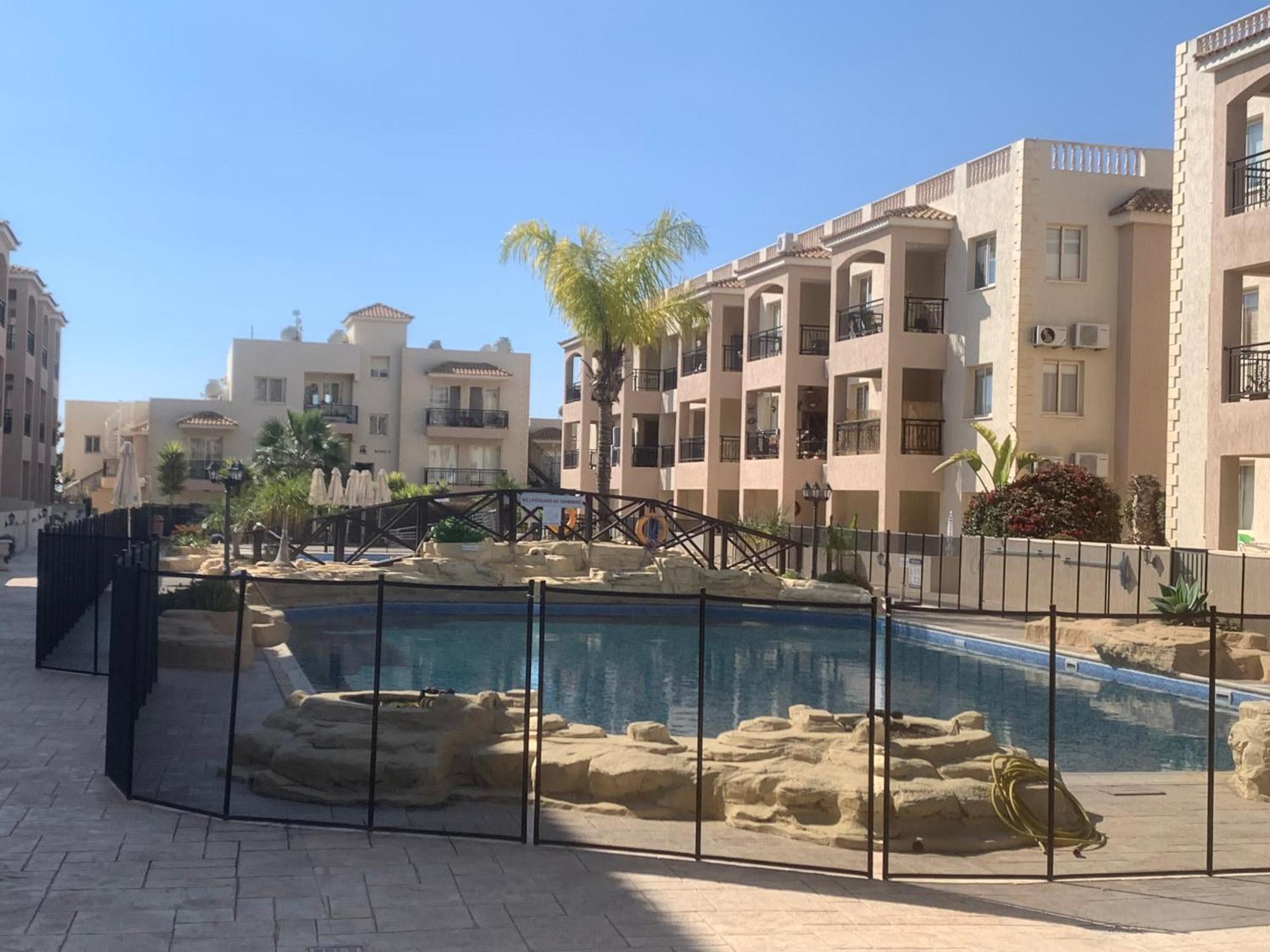 Royal Seacrest Residence Paphos Exterior foto